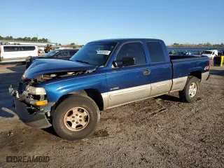 2002 Chevrolet Silverado 1500 LT with VIN 2GCEK19T721166459, listed as a Copart auction lot 44781525 with 199,652 mi miles and Salvage Title. Bid and sale history available at carsss.com. Image 1.