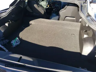 2016 Chevrolet Corvette Z51 3LT z VIN 1G1YM2D71G5102584, wystawiony jako Copart lot #80542584 z przebiegiem 33 486 mil mil oraz Szkoda całkowita • Salvage title. Historia ofert i sprzedaży dostępna na DreamBid. Obrazek 10.