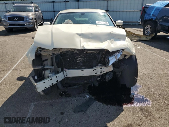 2009 Chrysler 300 Touring with VIN 2C3LA53V69H553621, listed as a Copart auction lot 70569634 with 141,157 mi miles and Salvage Title. Bid and sale history available at carsss.com. Image 5.