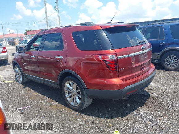 2014 Ford Explorer XLT z VIN 1FM5K7D80EGB99571, wystawiony jako IAAI lot #42559604 z przebiegiem 180 530 mil mil oraz . Historia ofert i sprzedaży dostępna na DreamBid. Obrazek 14.