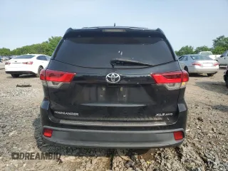2018 Toyota Highlander SE with VIN 5TDJZRFH4JS547038, listed as a Copart auction lot 59465975 with 93,456 mi miles and Salvage title. Bid and sale history available at DreamBid. Image 6.