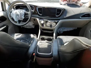 2021 Chrysler Pacifica Hybrid Limited с VIN 2C4RC1S73MR510479, выставлен на аукционе Copart как лот 52423605 с пробегом 75 751 миль миль и Списание • Salvage title. История ставок и продаж доступна на DreamBid. Изображение 8.