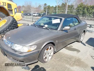 2002 Saab 9-3 SE with VIN YS3DF78KX27003571, listed as a IAAI auction lot 41771585 with 1 mi miles. Bid and sale history available at carsss.com. Image 2.