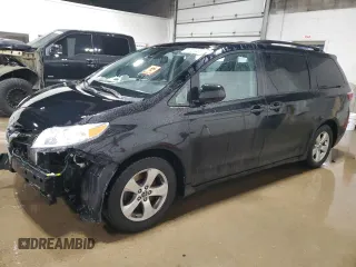 2019 Toyota Sienna LE Auto Access Seat with VIN 5TDKZ3DC3KS990873, listed as a Copart auction lot 51124495 with 87,532 mi miles and Salvage Title. Bid and sale history available at DreamBid. Image 1.