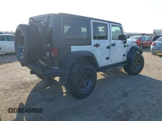 2013 Jeep Wrangler Unlimited Rubicon with VIN 1C4BJWFG0DL529739, listed as a IAAI auction lot 41587047 with 93,116 mi miles. Bid and sale history available at carsss.com. Image 4.