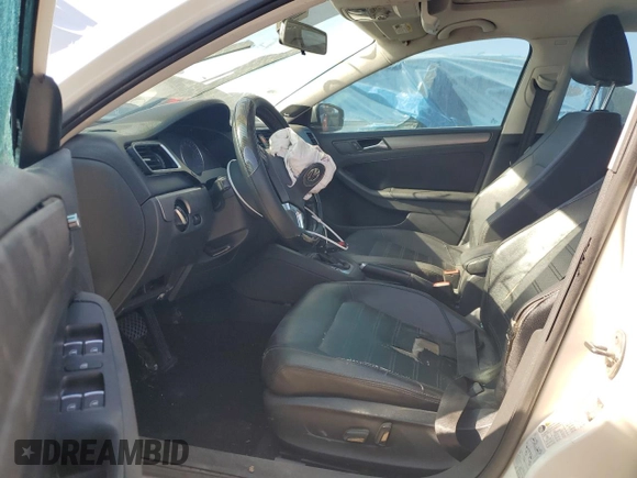 2013 Volkswagen Jetta SEL с VIN 3VWLX7AJ7DM366272, выставлен на аукционе Copart как лот 46352915 с пробегом 201 077 миль миль и Списание • Salvage title. История ставок и продаж доступна на DreamBid. Изображение 7.