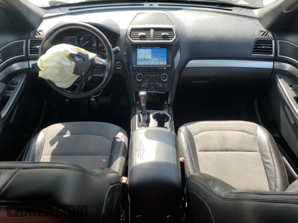 2017 Ford Explorer XLT with VIN 1FM5K7D81HGC29682, listed as a Copart auction lot 53602095 with 102,496 mi miles and Salvage Title. Bid and sale history available at DreamBid. Image 8.