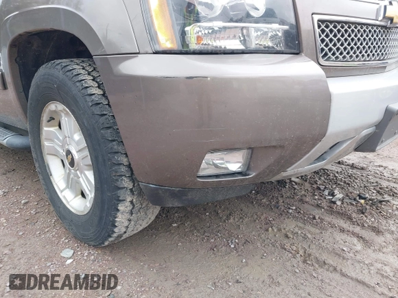 2013 Chevrolet Suburban LT with VIN 1GNSKJE70DR119447, listed as a IAAI auction lot 42169717 with 112,089 mi miles and . Bid and sale history available at DreamBid. Image 19.