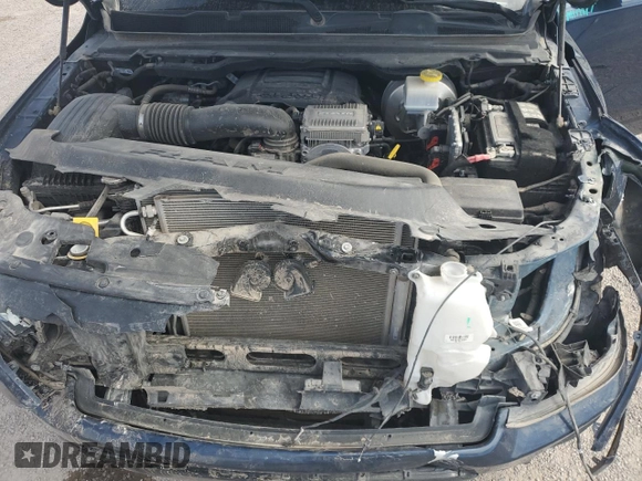 2021 Ram 1500 Laramie z VIN 1C6SRFJT3MN808479, wystawiony jako Copart lot #56600935 z przebiegiem 70 336 mil mil oraz Szkoda całkowita • Salvage title. Historia ofert i sprzedaży dostępna na DreamBid. Obrazek 11.