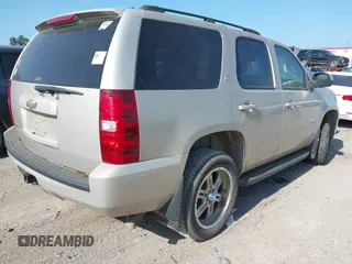 2007 Chevrolet Tahoe LT z VIN 1GNFK13007J146559, wystawiony jako IAAI lot #42686539 z przebiegiem 278 300 mil mil oraz . Historia ofert i sprzedaży dostępna na DreamBid. Obrazek 4.