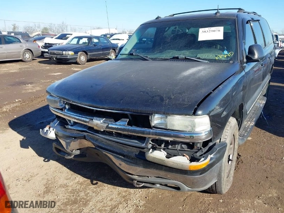 2003 Chevrolet Suburban LT with VIN 3GNFK16ZX3G236355, listed as a IAAI auction lot 38329078 with NaN miles. Bid and sale history available at carsss.com. Image 12.