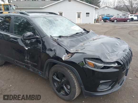 2019 Jeep Cherokee Latitude Plus with VIN 1C4PJMLB6KD389996, listed as a IAAI auction lot 41849419 with 60,122 mi miles. Bid and sale history available at carsss.com. Image 6.