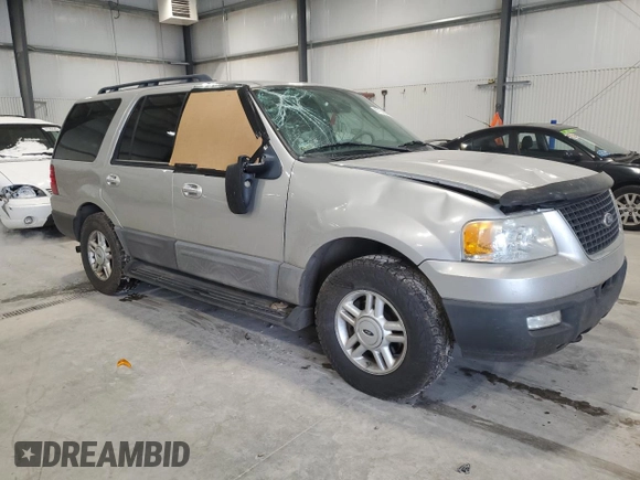2005 Ford Expedition Special Service with VIN 1FMPU16555LA44783, listed as a Copart auction lot 87174384 with 277,798 mi miles and Salvage Title. Bid and sale history available at carsss.com. Image 4.
