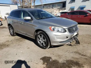 2015 Volvo XC60 T6 Premier Plus с VIN YV4902RC1F2580093, выставлен на аукционе Copart как лот 45926185 с пробегом 97 832 миль миль и Списание • Salvage title. История ставок и продаж доступна на DreamBid. Изображение 4.