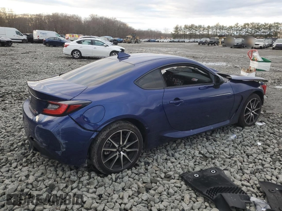 2024 Toyota 86 with VIN JF1ZNBB19R9756189, listed as a Copart auction lot 86570014 with 5,417 mi miles and Salvage Title. Bid and sale history available at DreamBid. Image 3.