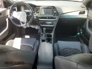 2018 Hyundai Sonata SEL with VIN 5NPE34AF6JH699615, listed as a Copart auction lot 53495005 with 68,730 mi miles and Salvage Title. Bid and sale history available at DreamBid. Image 8.