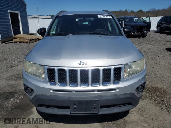 2011 Jeep Compass Latitude with VIN 1J4NT1FB0BD189881, listed as a Copart auction lot 51971015 with 95,951 mi miles and Clean Title. Bid and sale history available at carsss.com. Image 5.