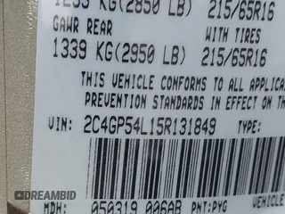 2005 Chrysler Town & Country Touring with VIN 2C4GP54L15R131849, listed as a IAAI auction lot 41933389 with 276,344 mi miles. Bid and sale history available at carsss.com. Image 9.