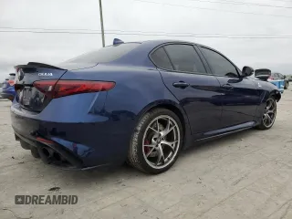 2017 Alfa Romeo Giulia with VIN ZARFAEAV0H7548796, listed as a Copart auction lot 81103094 with 63,028 mi miles and Salvage title. Bid and sale history available at DreamBid. Image 3.