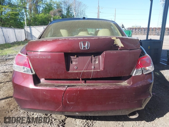 2009 Honda Accord EX-L z VIN 1HGCP26879A201257, wystawiony jako IAAI lot #42103690 z przebiegiem 306 465 mil mil oraz . Historia ofert i sprzedaży dostępna na DreamBid. Obrazek 16.