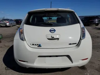 2016 Nissan LEAF SL with VIN 1N4BZ0CP4GC300324, listed as a Copart auction lot 45013095 with 72,183 mi miles and Clean Title. Bid and sale history available at carsss.com. Image 6.