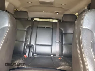 2015 Chevrolet Suburban LT z VIN 1GNSKJKC2FR744694, wystawiony jako Copart lot #56769735 z przebiegiem 125 944 mil mil oraz Szkoda całkowita • Salvage title. Historia ofert i sprzedaży dostępna na DreamBid. Obrazek 10.