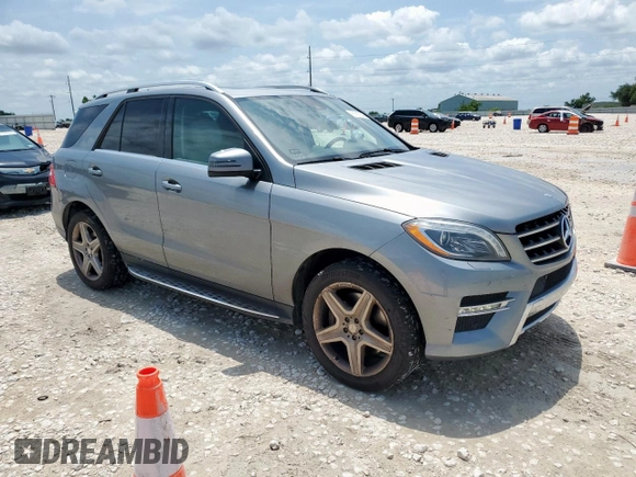 2013 Mercedes-Benz M 550 with VIN 4JGDA7DB7DA175263, listed as a Copart auction lot 61167345 with 177,130 mi miles and Clean title. Bid and sale history available at DreamBid. Image 4.