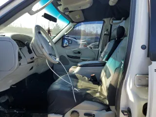 2003 Ford F-150 XLT with VIN 1FTRW08LX3KB16271, listed as a Copart auction lot 49001145 with 281,258 mi miles and Salvage Title. Bid and sale history available at carsss.com. Image 7.