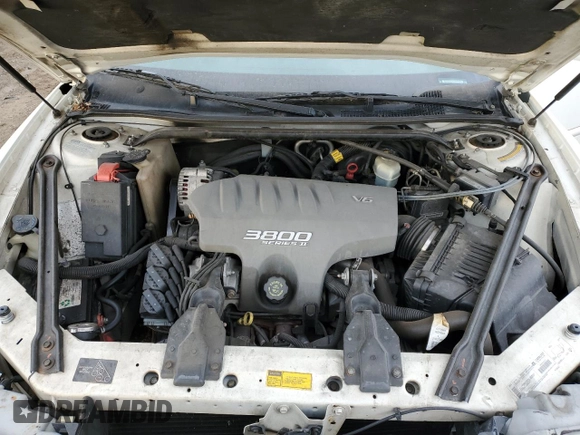 2001 Buick Regal LS with VIN 2G4WB55K511118798, listed as a Copart auction lot 82173184 with Not Provided miles and Salvage Title. Bid and sale history available at carsss.com. Image 12.