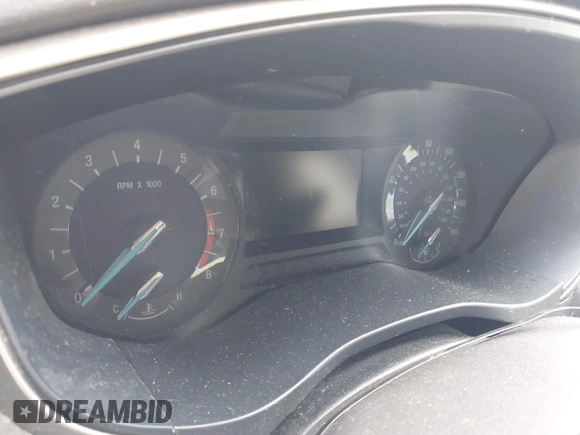 2015 Ford Fusion SE z VIN 1FA6P0HD8F5100832, wystawiony jako IAAI lot #42606376 z przebiegiem Nie podano mil oraz . Historia ofert i sprzedaży dostępna na DreamBid. Obrazek 16.