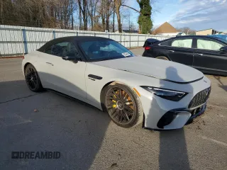 2022 Mercedes-Benz SL 63 AMG z VIN W1KVK8BB5NF001118, wystawiony jako Copart lot #86334484 z przebiegiem Nie podano mil oraz Szkoda całkowita • Salvage title. Historia ofert i sprzedaży dostępna na DreamBid. Obrazek 4.