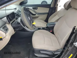 2014 Hyundai Elantra SE z VIN KMHDH4AE8EU070529, wystawiony jako Copart lot #60615255 z przebiegiem 128 052 mil mil oraz Szkoda całkowita • Salvage title. Historia ofert i sprzedaży dostępna na DreamBid. Obrazek 7.