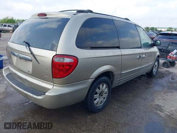 2003 Chrysler Town & Country LXi with VIN 2C4GP54L53R111892, listed as a IAAI auction lot 42069275 with 190,586 mi miles. Bid and sale history available at carsss.com. Image 4.