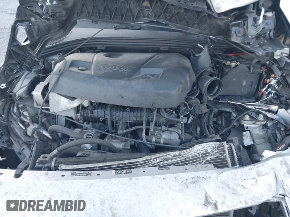 2017 Volvo S60 Inscription with VIN LYV402HK7HB133405, listed as a IAAI auction lot 41331529 with 1 mi miles. Bid and sale history available at carsss.com. Image 10.