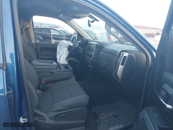 2016 Chevrolet Silverado 1500 LT with VIN 3GCUKREC8GG170387, listed as a IAAI auction lot 40974467 with 138,706 mi miles. Bid and sale history available at carsss.com. Image 5.