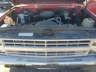 1987 Chevrolet Blazer z VIN 1GNEV18K6HF177428, wystawiony jako Copart lot #76925604 z przebiegiem 71 619 mil mil oraz Czysty tytuł • Clean title. Historia ofert i sprzedaży dostępna na DreamBid. Obrazek 12.