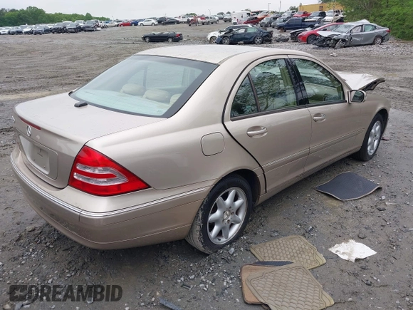 2003 Mercedes-Benz C 320 with VIN WDBRF64J03F298111, listed as a IAAI auction lot 42112965 with 198,974 mi miles and . Bid and sale history available at DreamBid. Image 4.