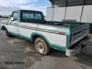1977 Ford F-250 z VIN F25SRZ09373, wystawiony jako Copart lot #45238815 z przebiegiem 10 482 mil mil oraz Czysty tytuł • Clean title. Historia ofert i sprzedaży dostępna na DreamBid. Obrazek 2.