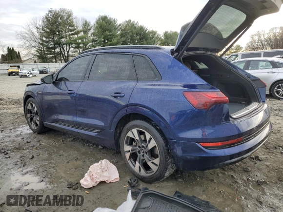 2022 Audi e-tron Premium with VIN WA1AAAGE7NB005033, listed as a Copart auction lot 83364684 with 62,878 mi miles and Salvage Title. Bid and sale history available at DreamBid. Image 2.