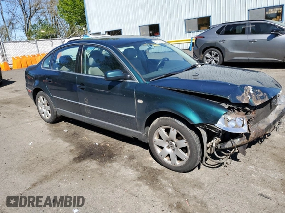 2002 Volkswagen Passat GLX z VIN WVWTH63B72P066013, wystawiony jako Copart lot #53750585 z przebiegiem 114 175 mil mil oraz Szkoda całkowita • Salvage title. Historia ofert i sprzedaży dostępna na DreamBid. Obrazek 4.