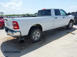 2019 Ram 2500 Tradesman with VIN 3C6UR5HLXKG621237, listed as a IAAI auction lot 42499165 with 79,899 mi miles and . Bid and sale history available at DreamBid. Image 4.