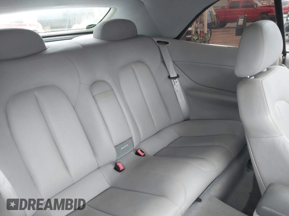 2001 Mercedes-Benz CLK 320/430 with VIN WDBLK65G71T075969, listed as a IAAI auction lot 42103313 with 172,182 mi miles and . Bid and sale history available at DreamBid. Image 8.