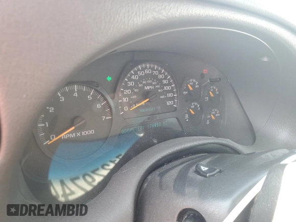 2004 Chevrolet TrailBlazer LS with VIN 1GNDT13S342260499, listed as a Copart auction lot 71279744 with 176,418 mi miles and Non Repairable. Bid and sale history available at DreamBid. Image 9.