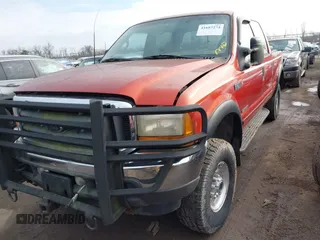 2001 Ford Super Duty F-250 XL with VIN 1FTNW21F61EB16701, listed as a IAAI auction lot 41687274 with 227,092 mi miles. Bid and sale history available at carsss.com. Image 2.