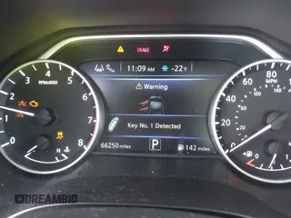 2021 Nissan Maxima SV z VIN 1N4AA6CVXMC508952, wystawiony jako IAAI lot #42491745 z przebiegiem 66 250 mil mil oraz . Historia ofert i sprzedaży dostępna na DreamBid. Obrazek 7.