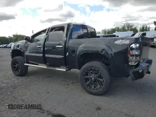 2008 GMC Sierra Denali z VIN 2GTEK638981155280, wystawiony jako Copart lot #60774984 z przebiegiem 195 303 mil mil oraz Szkody całkowita. Historia ofert i sprzedaży dostępna na DreamBid. Obrazek 2.
