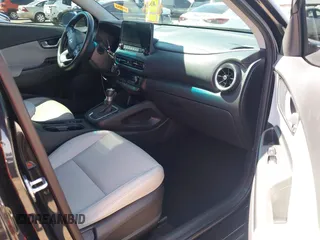 2023 Hyundai Kona Limited с VIN KM8K53A31PU971141, выставлен на аукционе IAAI как лот 42189225 с пробегом 45 608 миль миль и . История ставок и продаж доступна на DreamBid. Изображение 5.