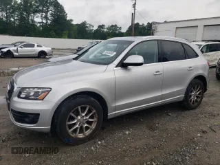 2011 Audi Q5 Premium Plus z VIN WA1LFAFP1BA104123, wystawiony jako Copart lot #56530895 z przebiegiem 153 958 mil mil oraz Szkoda całkowita • Salvage title. Historia ofert i sprzedaży dostępna na DreamBid. Obrazek 1.