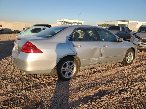 2006 Honda Accord LX SE z VIN 1HGCM55396A104394, wystawiony jako Copart lot #79640894 z przebiegiem 131 169 mil mil oraz Szkoda całkowita • Salvage title. Historia ofert i sprzedaży dostępna na DreamBid. Obrazek 3.