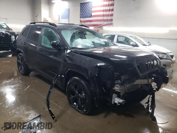 2020 Jeep Cherokee Altitude with VIN 1C4PJMLB9LD576053, listed as a Copart auction lot 45734955 with 55,902 mi miles and Salvage Title. Bid and sale history available at carsss.com. Image 4.